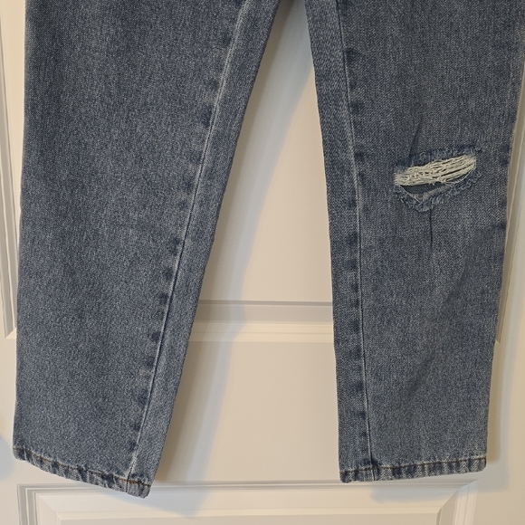Le Lis Blue Distressed Women's Jeans - Picture 4 of 15